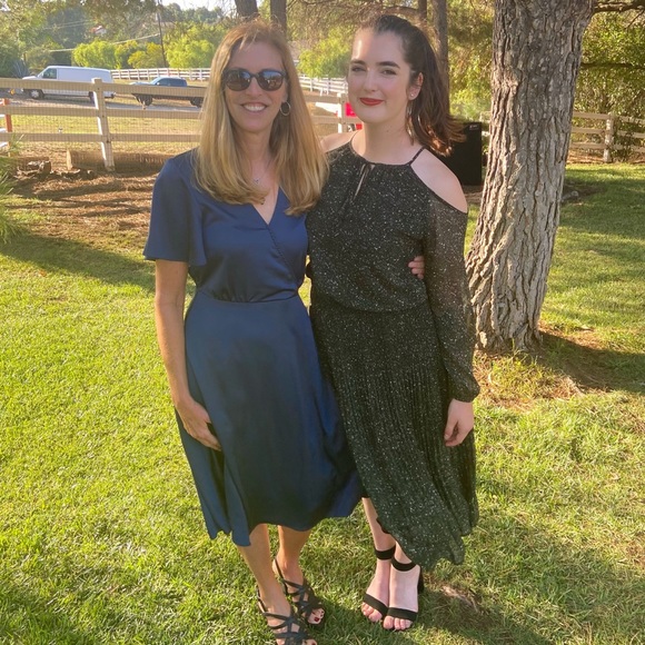 Michael Kors Green Patterned Cold Shoulder Long Sleeve Dress - Picture 2 of 6